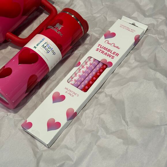Stanley Rouge Heart Gradient Bundle 40oz Quencher, 16oz Aero Light, Straw Charms - Picture 2 of 11